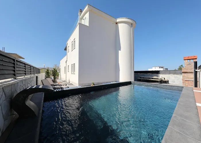 Stanic Villa Seline