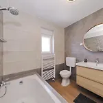 Stanic Villa