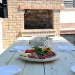 Stanic Villa *
