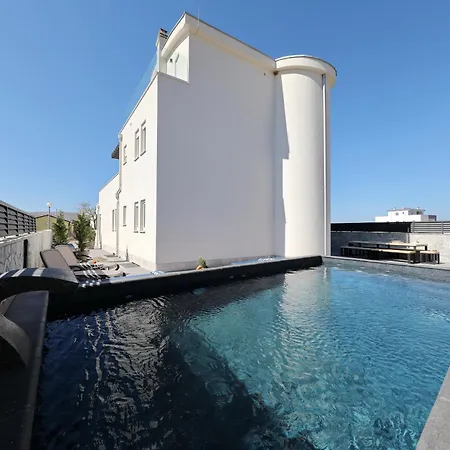 Stanic Villa Seline