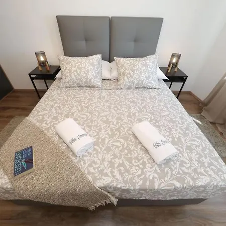 فيلة Stanic سيلين